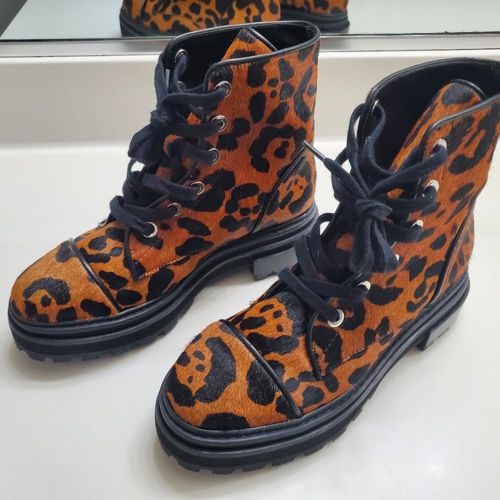 SCHUTZ Maylova LEOPARD Boots - Picture 4 of 11
